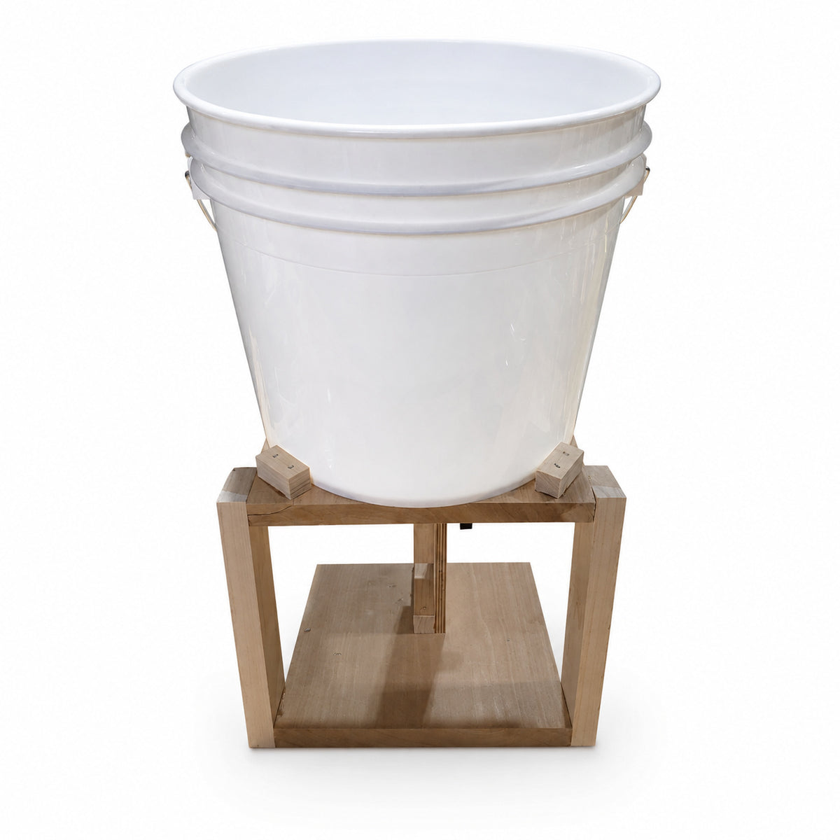 Honey Bucket Tilter